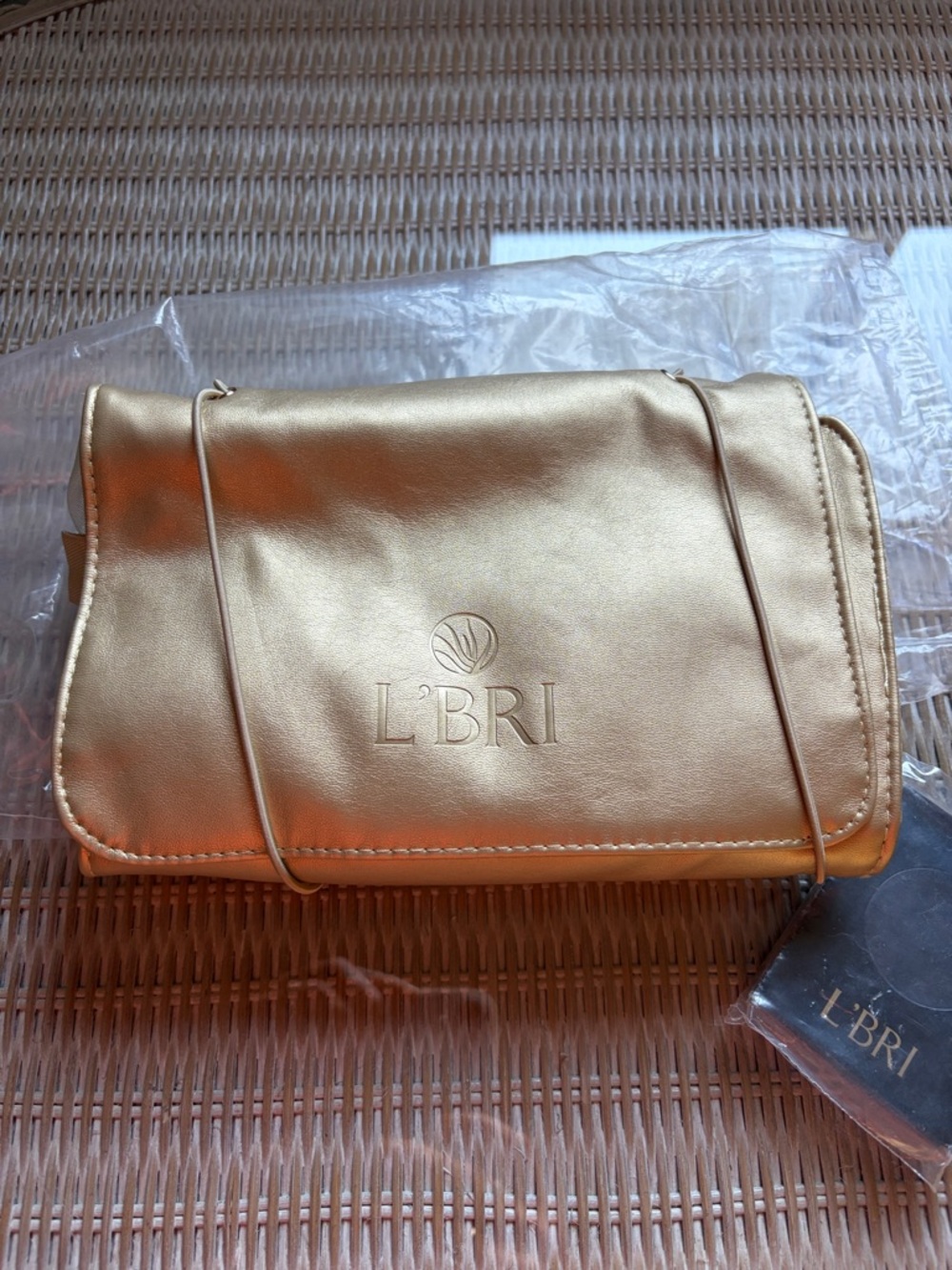 L’bri Golden Glow Roll Up Travel Bag
